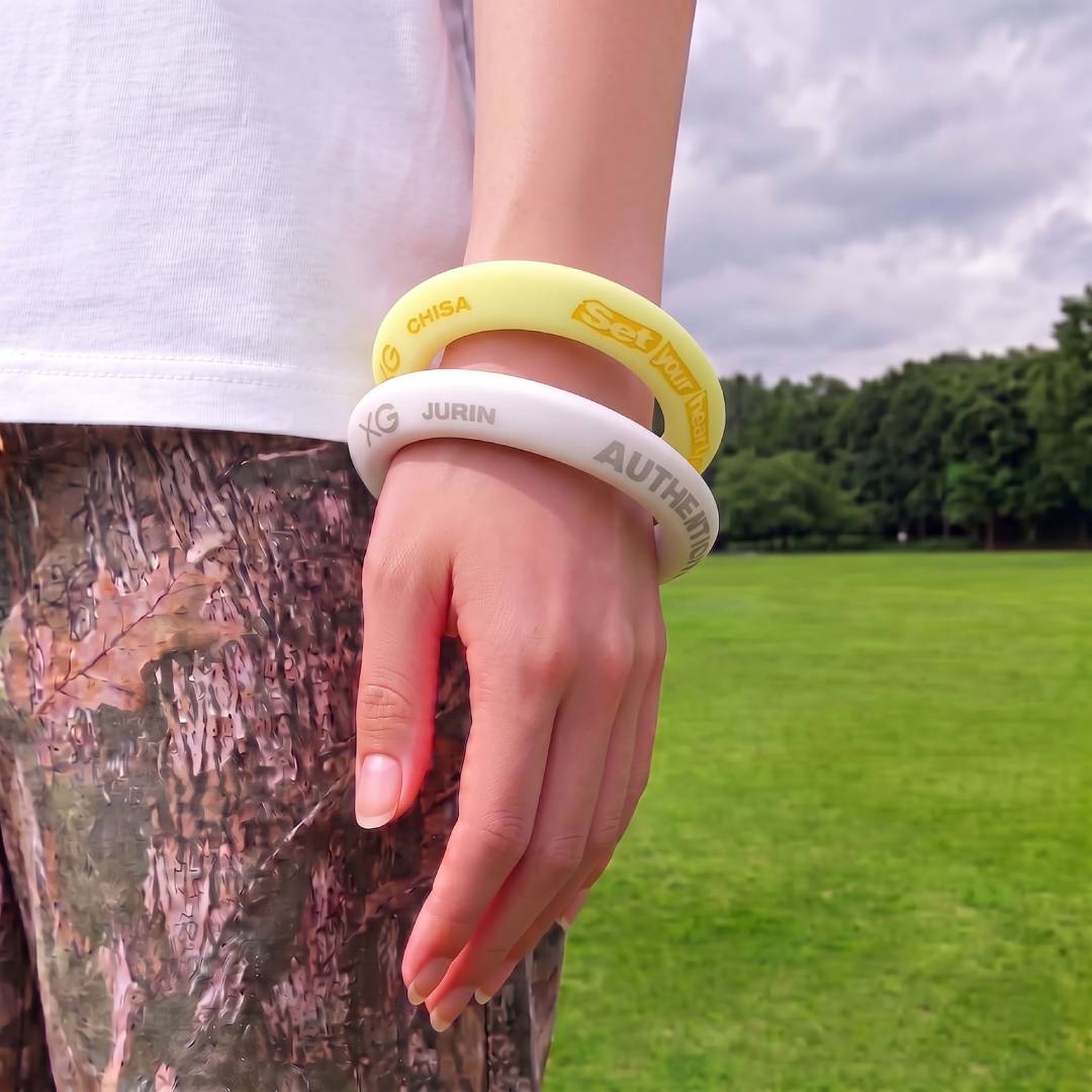 
                  
                    Luminous Glow Ring（Random 7 Designs）
                  
                