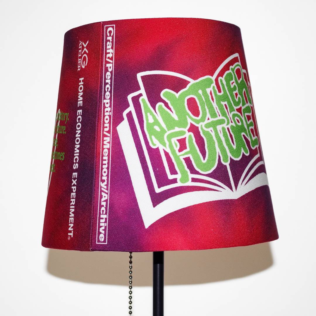 
                  
                    XG ATELIER×HOME ECONOMICS EXPERIMENT Upcycled Lighting / PURPLE
                  
                